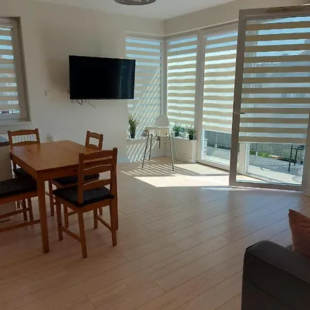 Apartament Bialy Brylant Apartamento *